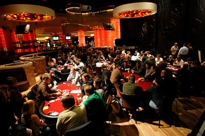 Poker in Rocks Lounge